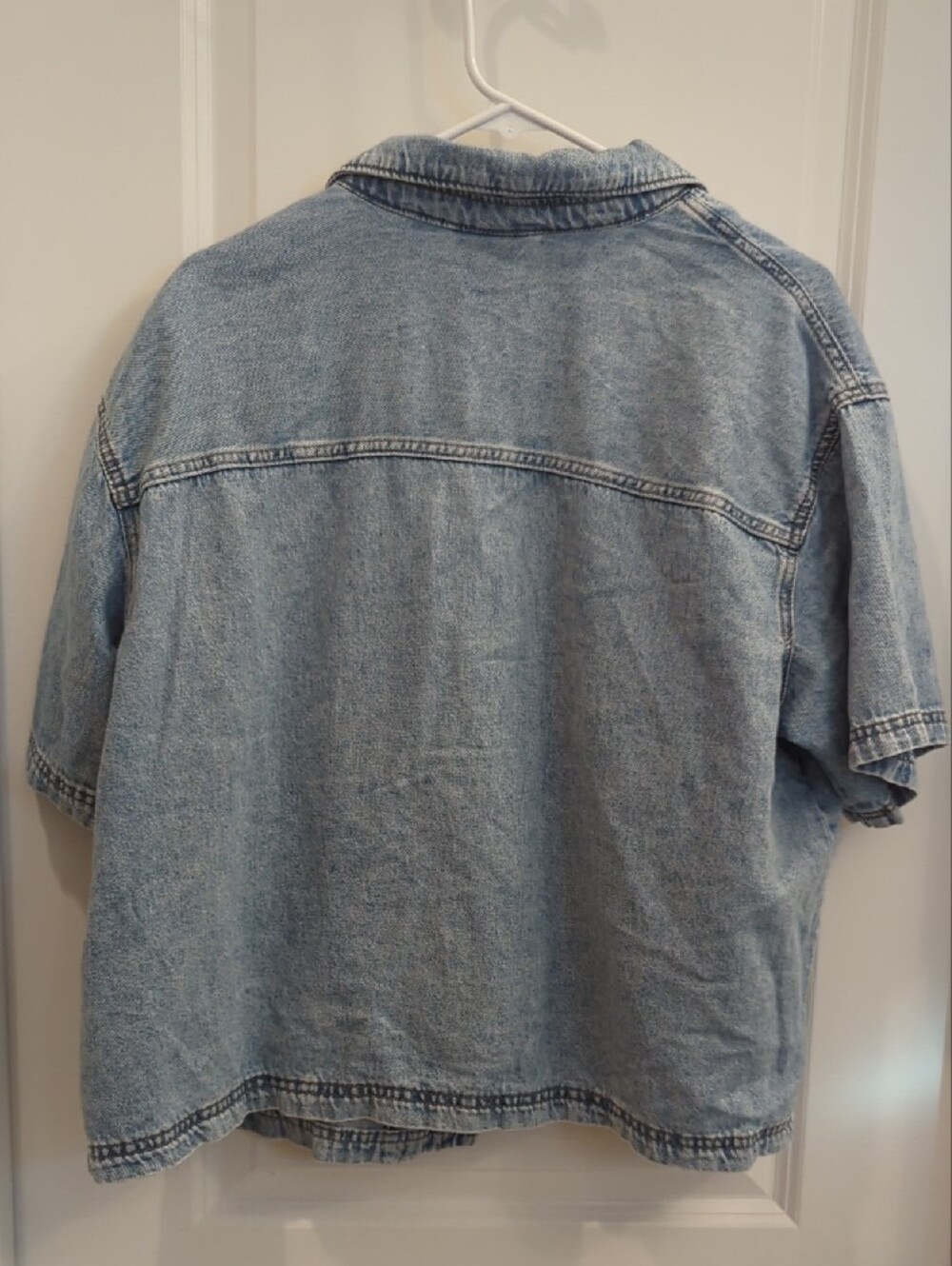 Universal Thread Denim Button Top - Picture 5 of 5